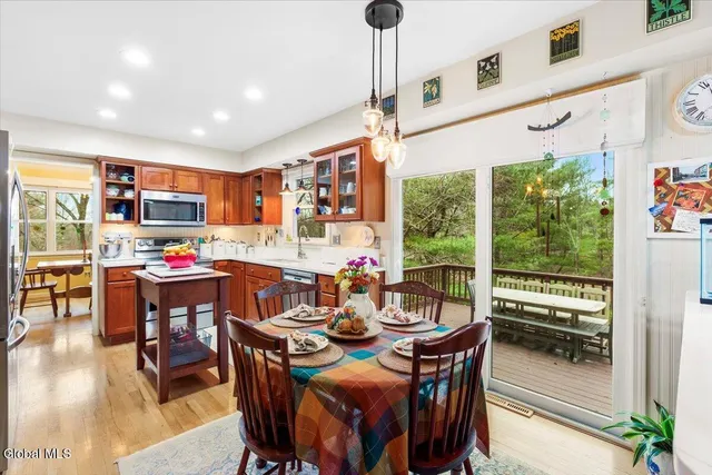 $485,000 | 27 University Street, Bethlehem, NY 12158