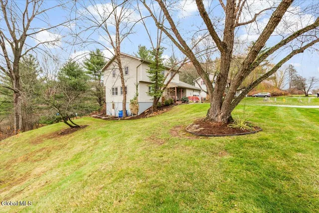 $485,000 | 27 University Street, Bethlehem, NY 12158