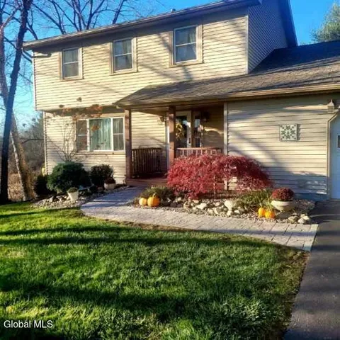 $485,000 | 27 University Street, Bethlehem, NY 12158