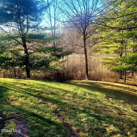 $485,000 | 27 University Street, Bethlehem, NY 12158