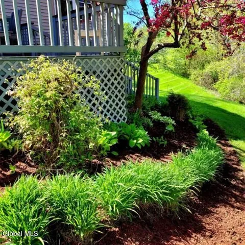 $485,000 | 27 University Street, Bethlehem, NY 12158