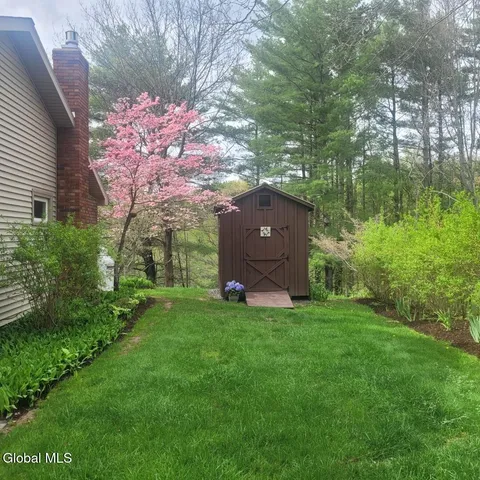 $485,000 | 27 University Street, Bethlehem, NY 12158