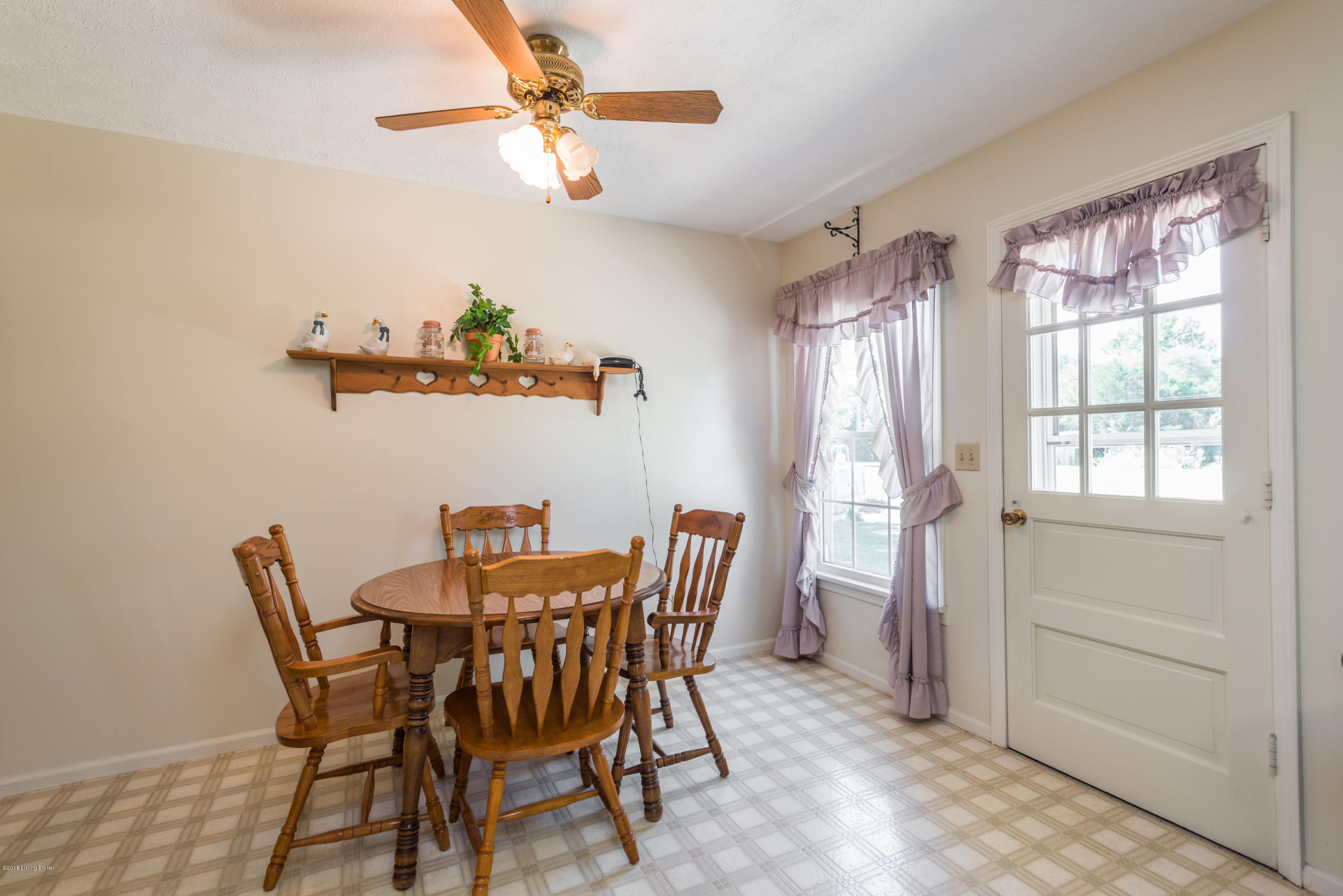 1135 Ridge Road Shepherdsville, KY 40165 - Photo 13 of 50 dhi-113