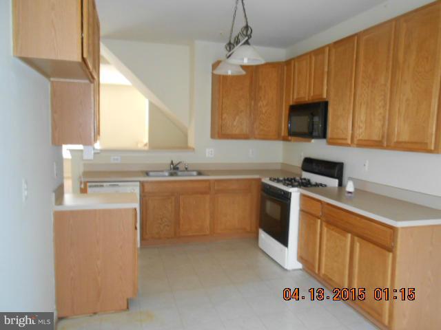 3778 Merseyside Place Waldorf, MD 20602 - Photo 12 of 15 Kitchen
