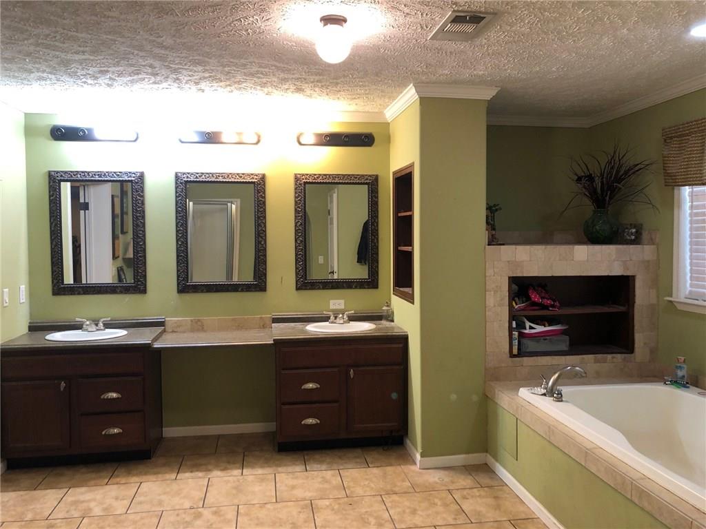3439 Rigolette Road Pineville, LA 71360 - Photo 9 of 17