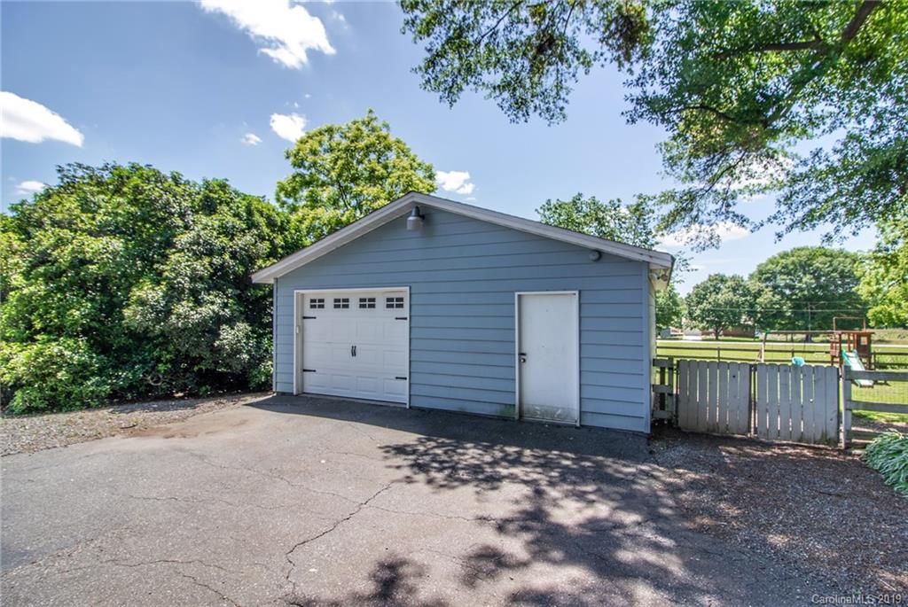 2914 Spencer Road Conover, NC 28613 - Photo 23 of 26 Gallery Image 23