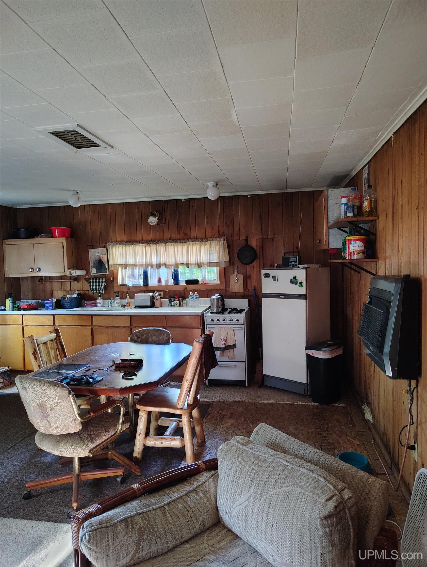 18856 Vega Road Hermansville, MI 49847 - Photo 2 of 23