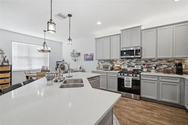 $415,000 | 7431 Sungold Meadow Court, Apollo Beach, FL 33572