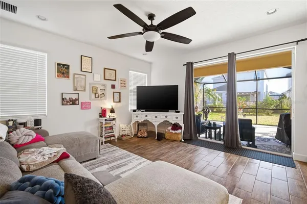 $415,000 | 7431 Sungold Meadow Court, Apollo Beach, FL 33572