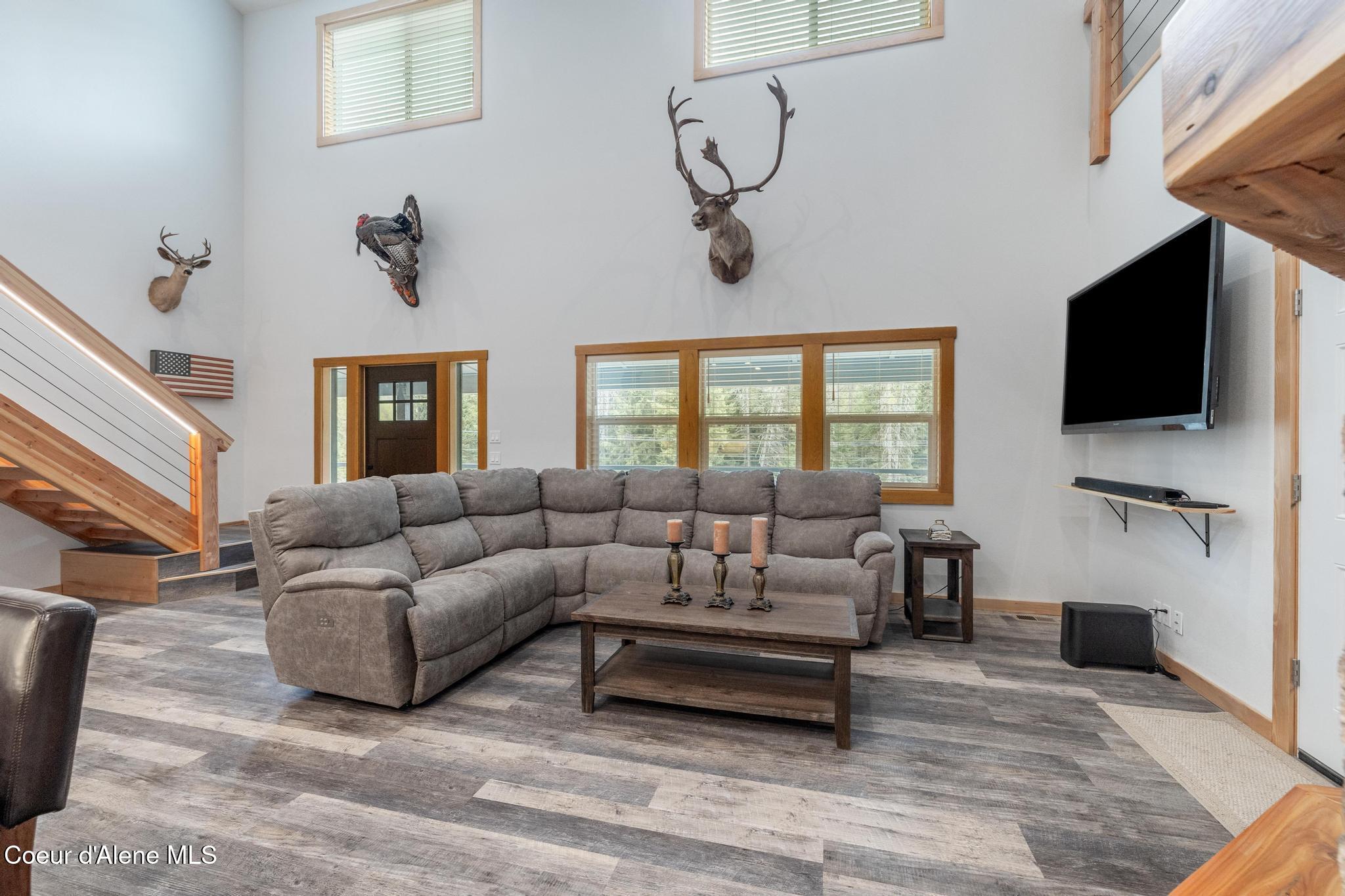 1197 Brown Creek Road Naples, ID 83847 - Photo 8 of 46 7.2