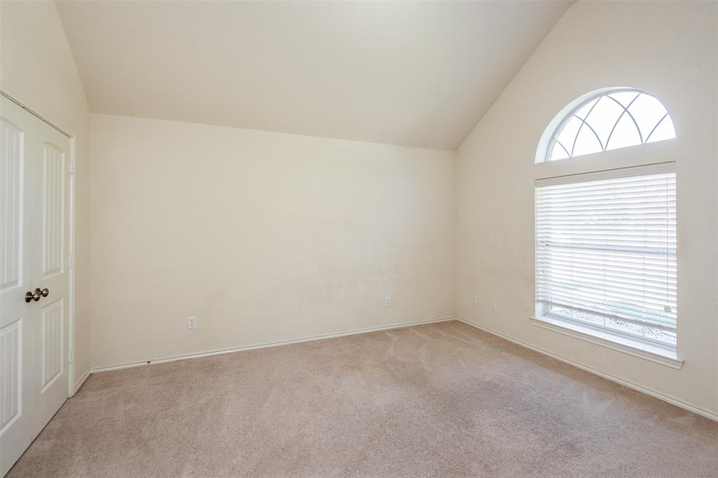 10913 Golfview Way Benbrook, TX 76126 - Photo 16 of 19 an empty room with a window