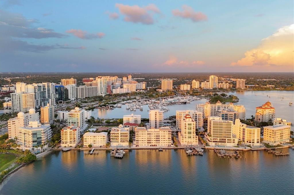 226 Golden Gate Point, Unit 12 Sarasota, FL 34236 - Photo 12 of 52