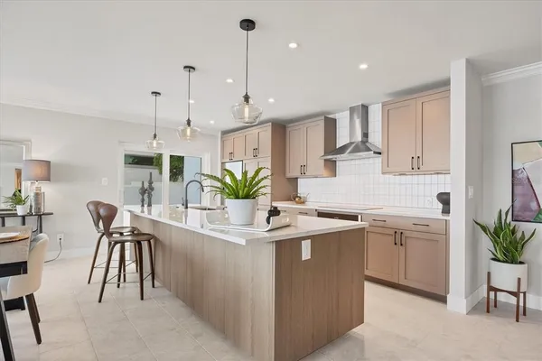 $1,329,000 | 226 Golden Gate Point, Unit 12, Sarasota, FL 34236