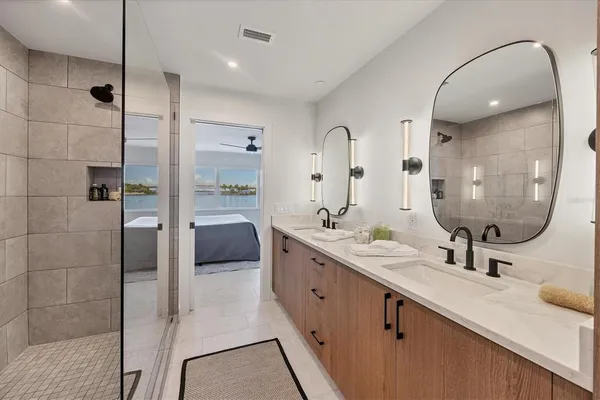 $1,329,000 | 226 Golden Gate Point, Unit 12, Sarasota, FL 34236