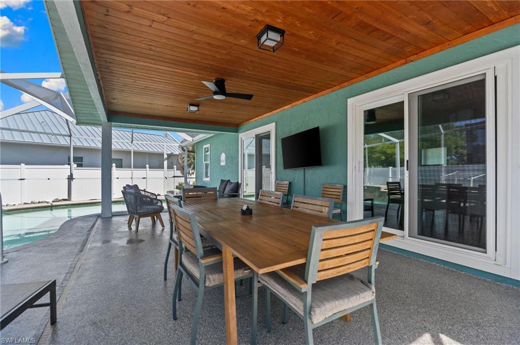 1513 Bermuda Road Marco Island, FL 34145 - Photo 30 of 49