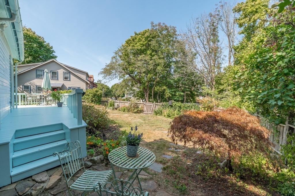 7 Lighthouse Way Gloucester, MA 01930 - Photo 24 of 35