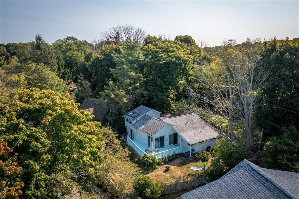 7 Lighthouse Way Gloucester, MA 01930 - Photo 30 of 35