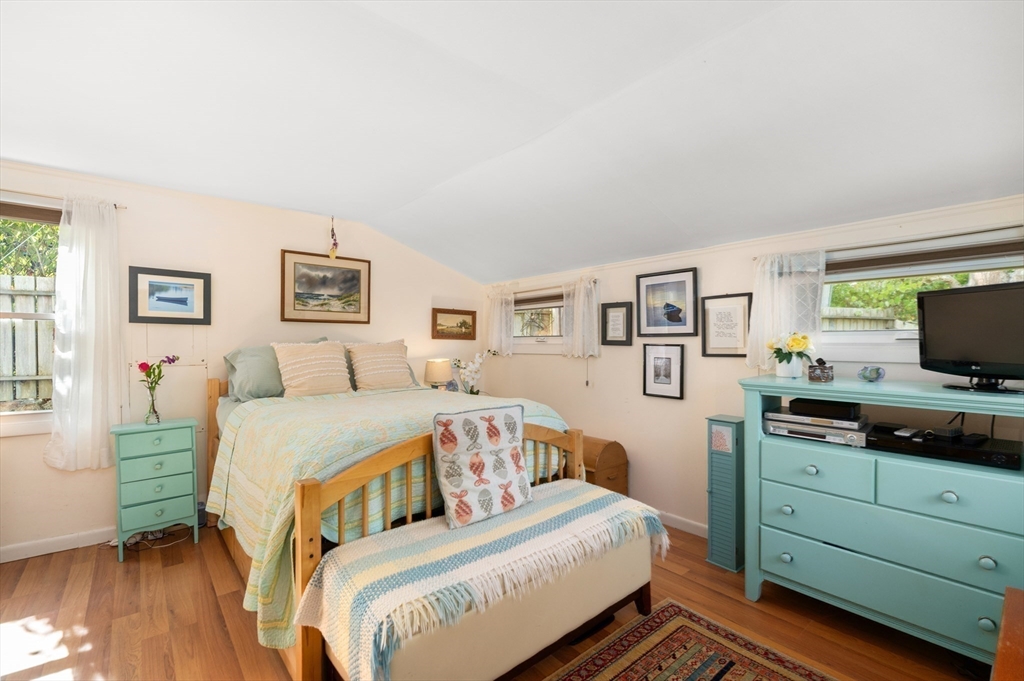 7 Lighthouse Way Gloucester, MA 01930 - Photo 10 of 35