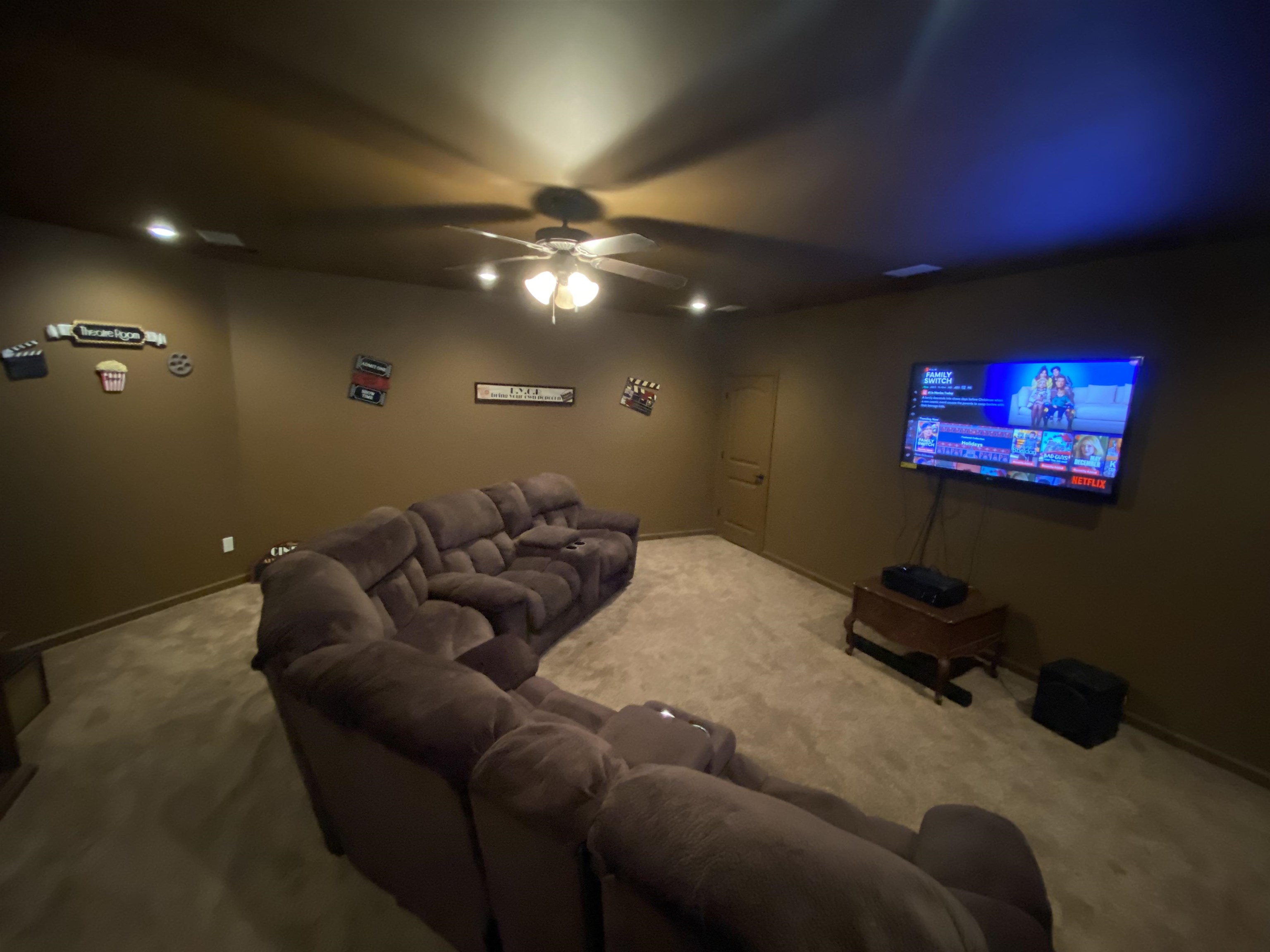 930 Snowden Farm Road Collierville, TN 38017 - Photo 26 of 38 a bed room with a bed window and couch