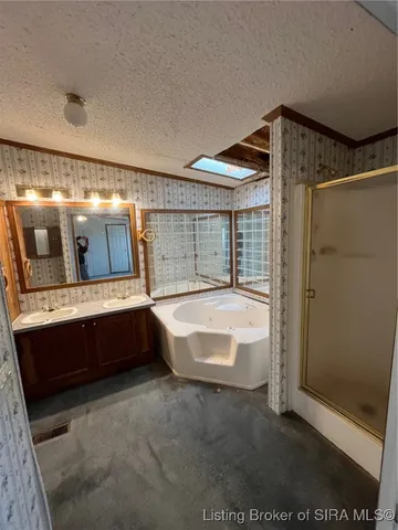 $129,900 | 1011 South Shook Street, Osgood, IN 47037