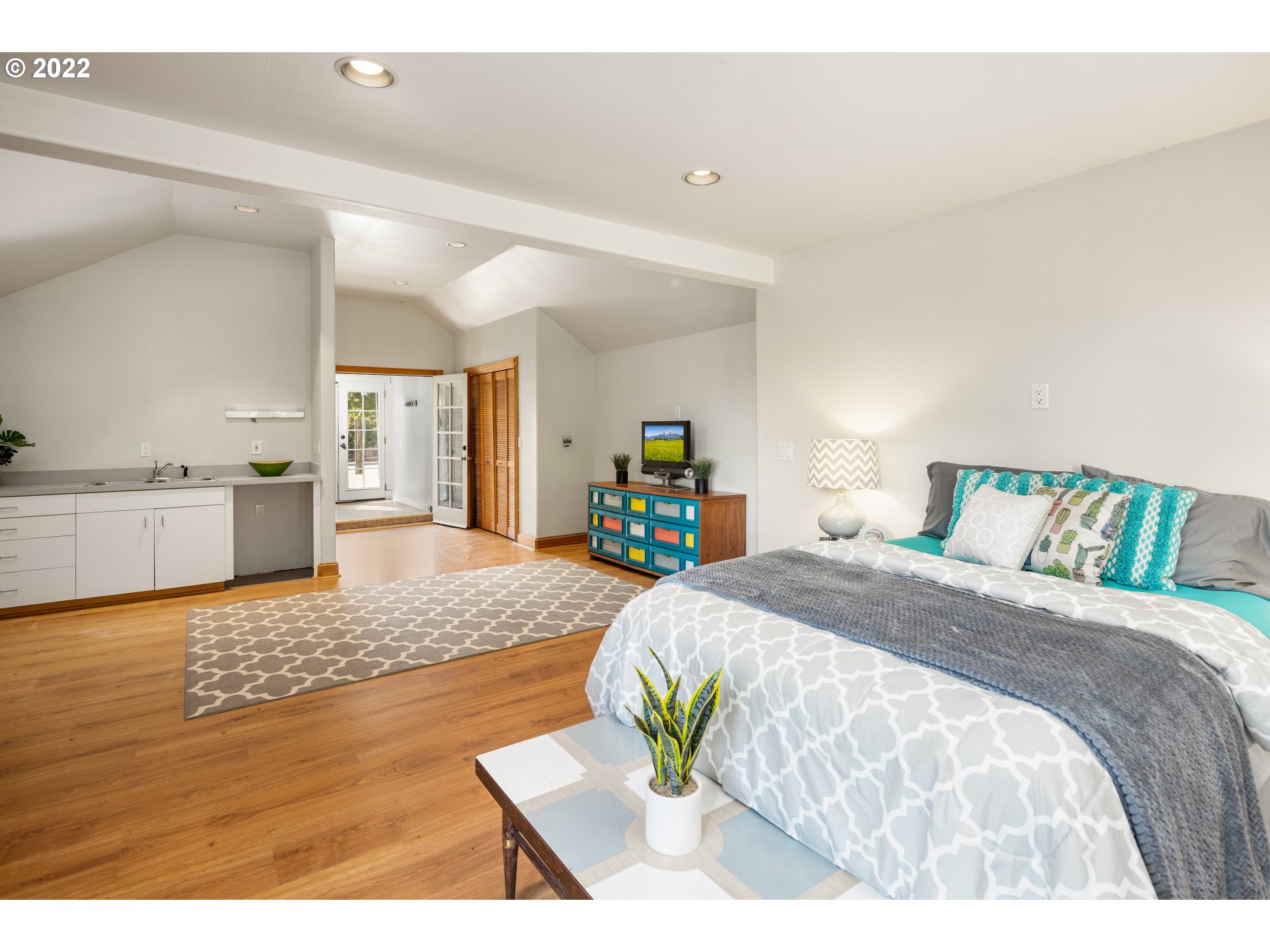 5111 Southeast Powell Valley Road Gresham, OR 97080 - Photo 14 of 32 Gallery Image 14