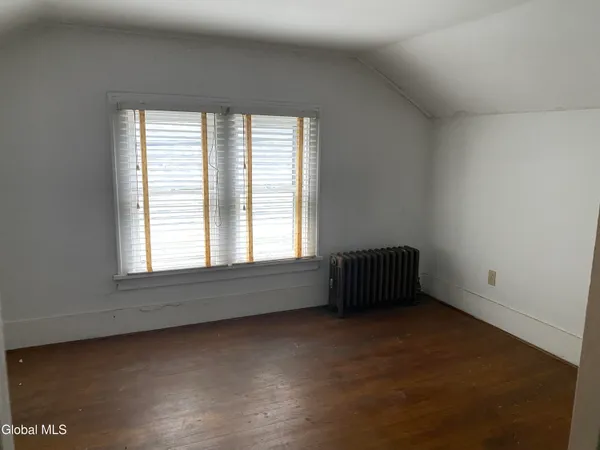 $250,000 | 2103 Plum Street, Niskayuna, NY 12309
