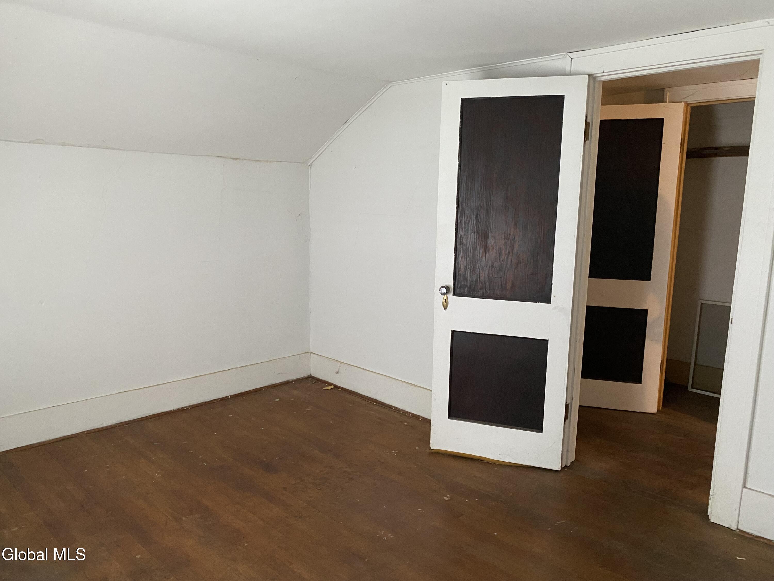 2103 Plum Street Niskayuna, NY 12309 - Photo 26 of 37 IMG_4350