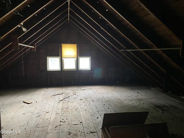 $250,000 | 2103 Plum Street, Niskayuna, NY 12309