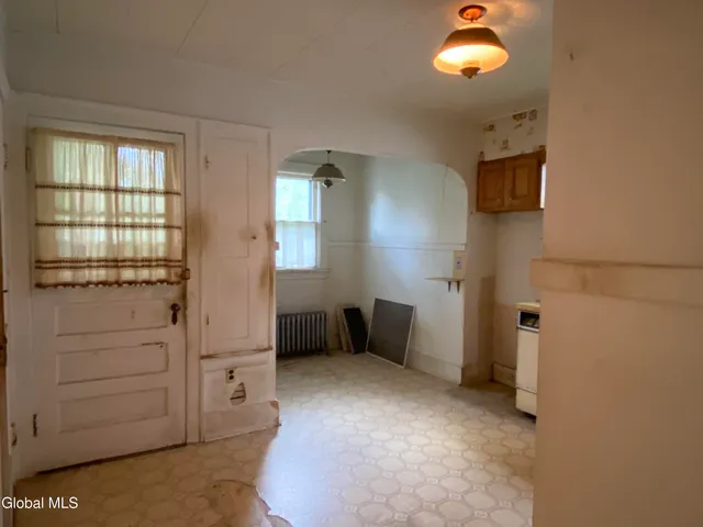 $250,000 | 2103 Plum Street, Niskayuna, NY 12309