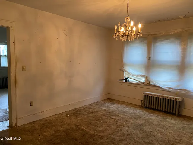 $250,000 | 2103 Plum Street, Niskayuna, NY 12309