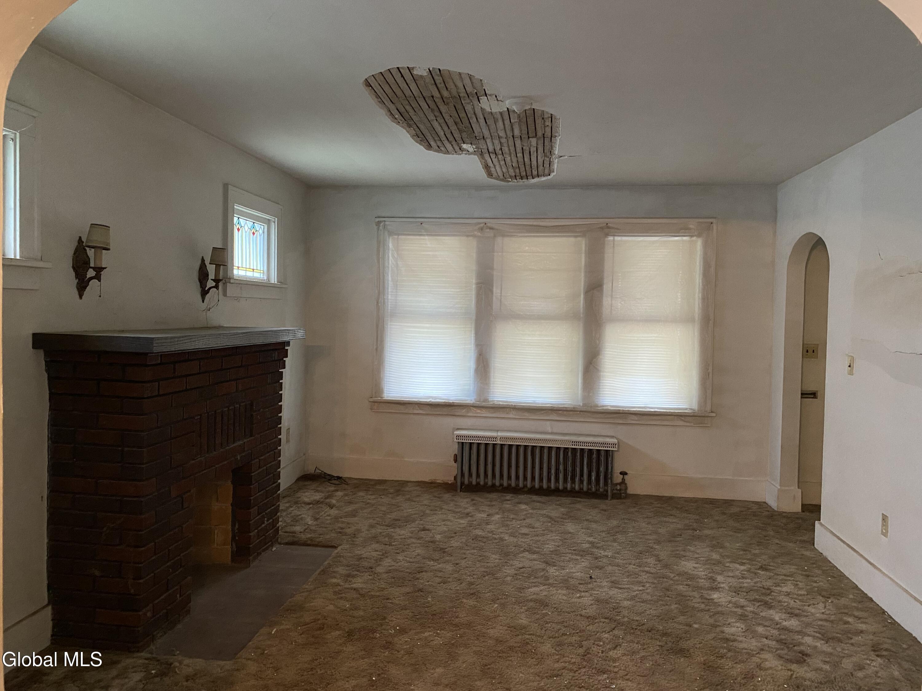 2103 Plum Street Niskayuna, NY 12309 - Photo 9 of 37 IMG_4326