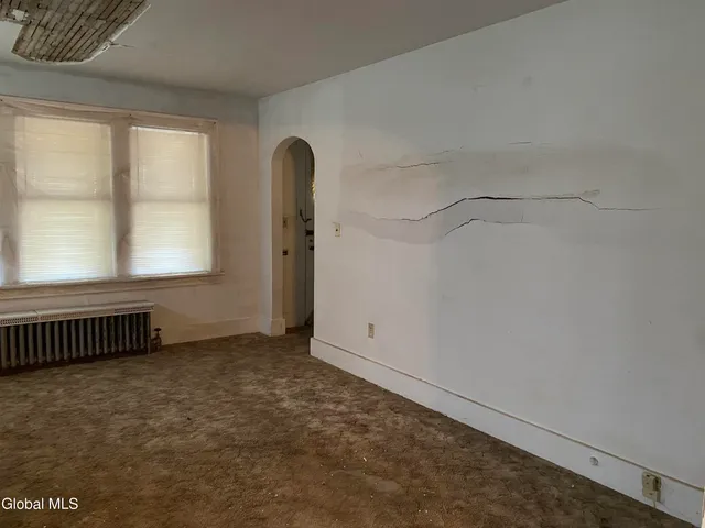 $250,000 | 2103 Plum Street, Niskayuna, NY 12309