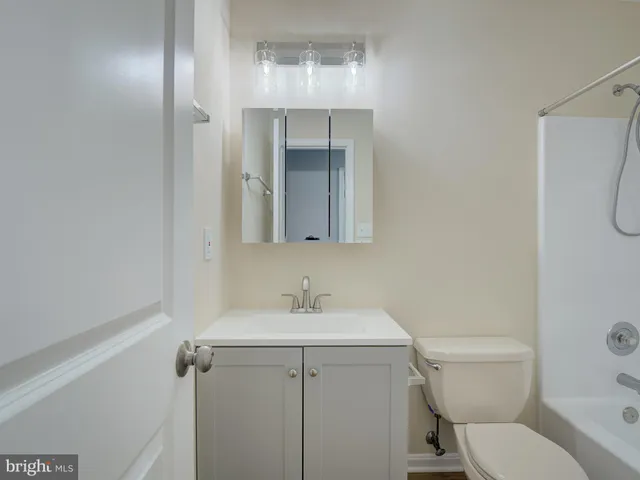 $2,300 | 11752 Sidewinder Lane, Lusby, MD 20657