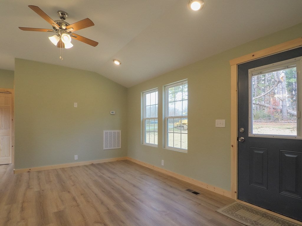 1265 Horton Road Fancy Gap, VA 24328 - Photo 15 of 31 Gallery Image 15