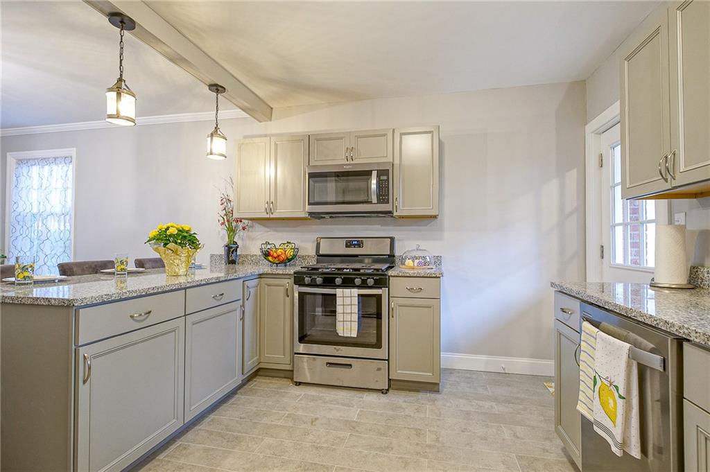 3440 Mt Troy Road Pittsburgh, PA 15212 - Photo 3 of 25 Gallery Image 3