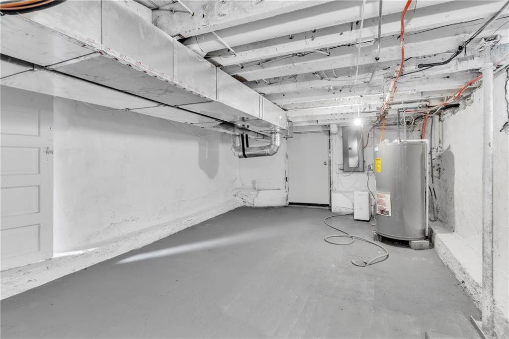 305 1/2 East Lutton Street New Castle, PA 16101 - Photo 26 of 39 a view of a room with refrigerator