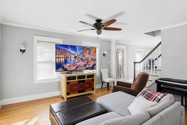 $3,350 | 18 Sprague Court, Portsmouth, RI 02871