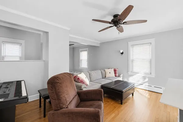 $3,350 | 18 Sprague Court, Portsmouth, RI 02871