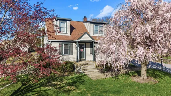 $3,350 | 18 Sprague Court, Portsmouth, RI 02871