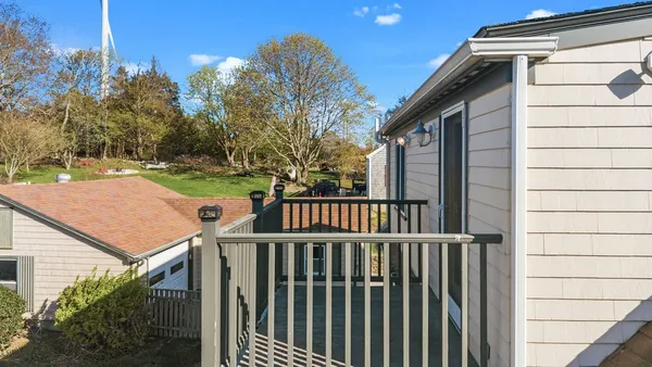 $3,350 | 18 Sprague Court, Portsmouth, RI 02871