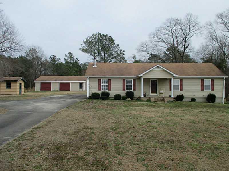 198 Runyon Loop Cedartown, GA 30125 - Photo 1 of 1 Exterior Front.