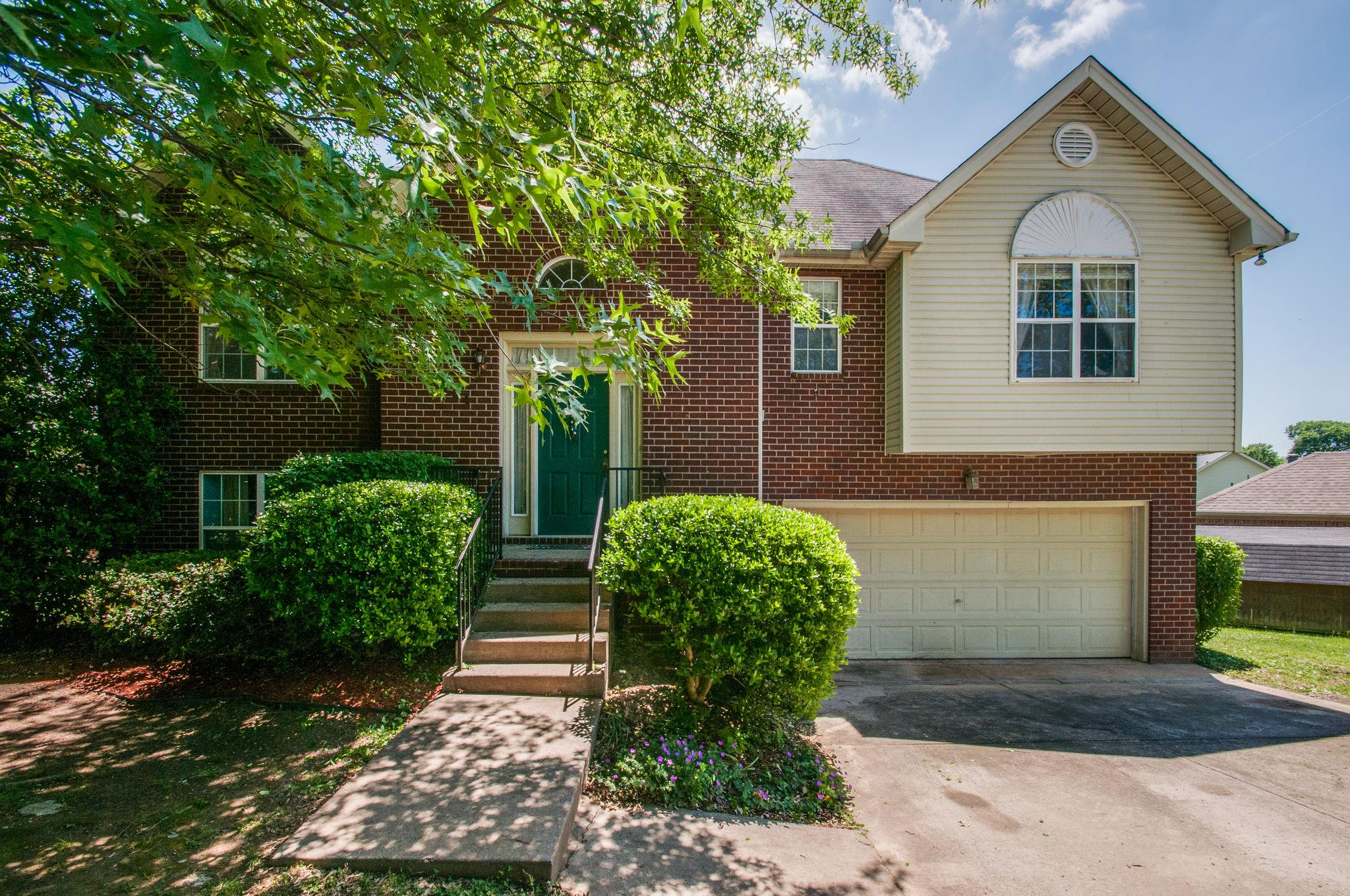5404 Roxborough Point Hermitage, TN 37076 - Photo 1 of 19 Gallery Image 1