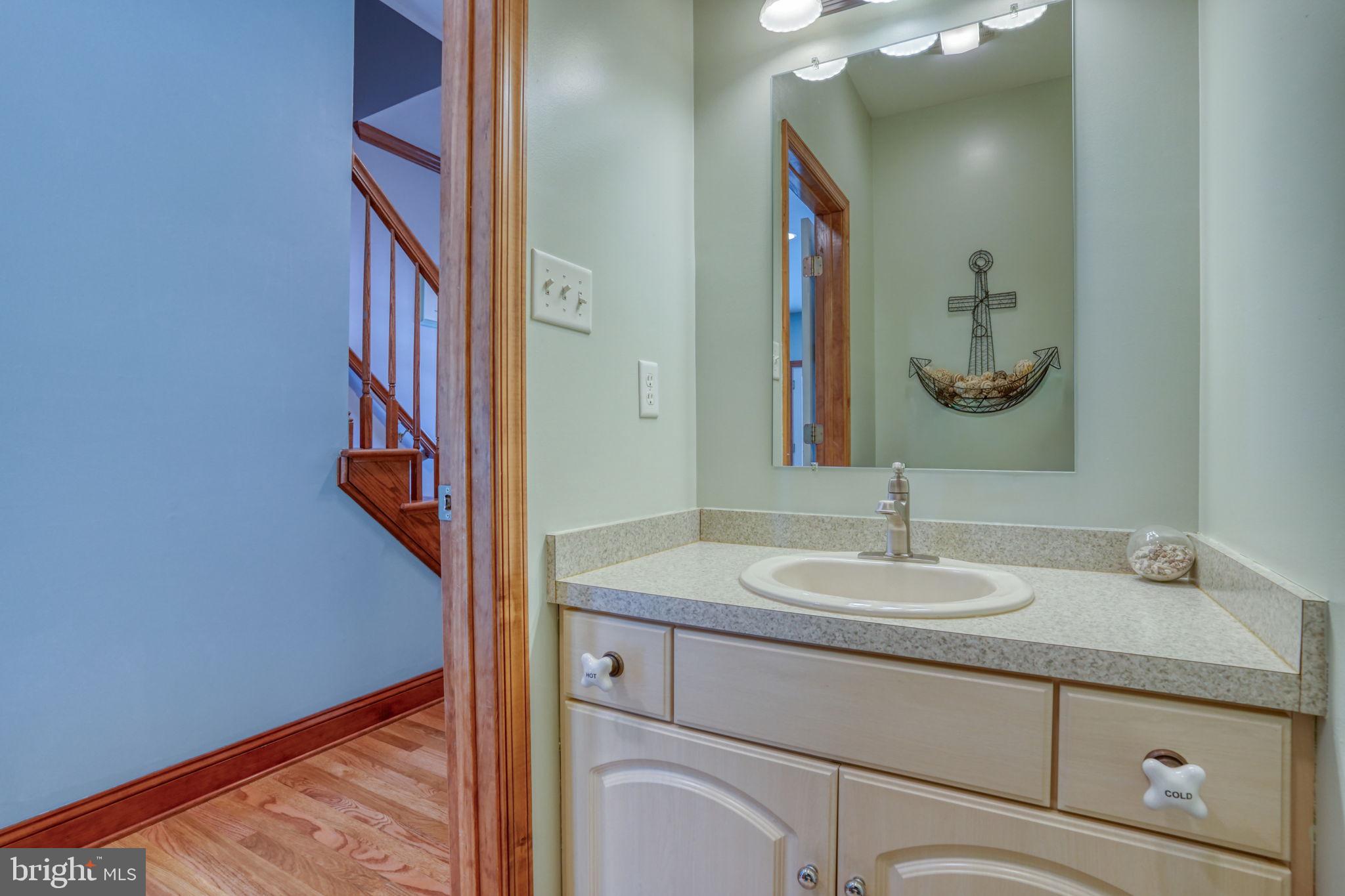 46 West Chestnut Ridge Drive Magnolia, DE 19962 - Photo 15 of 41 Main Level Half Bath