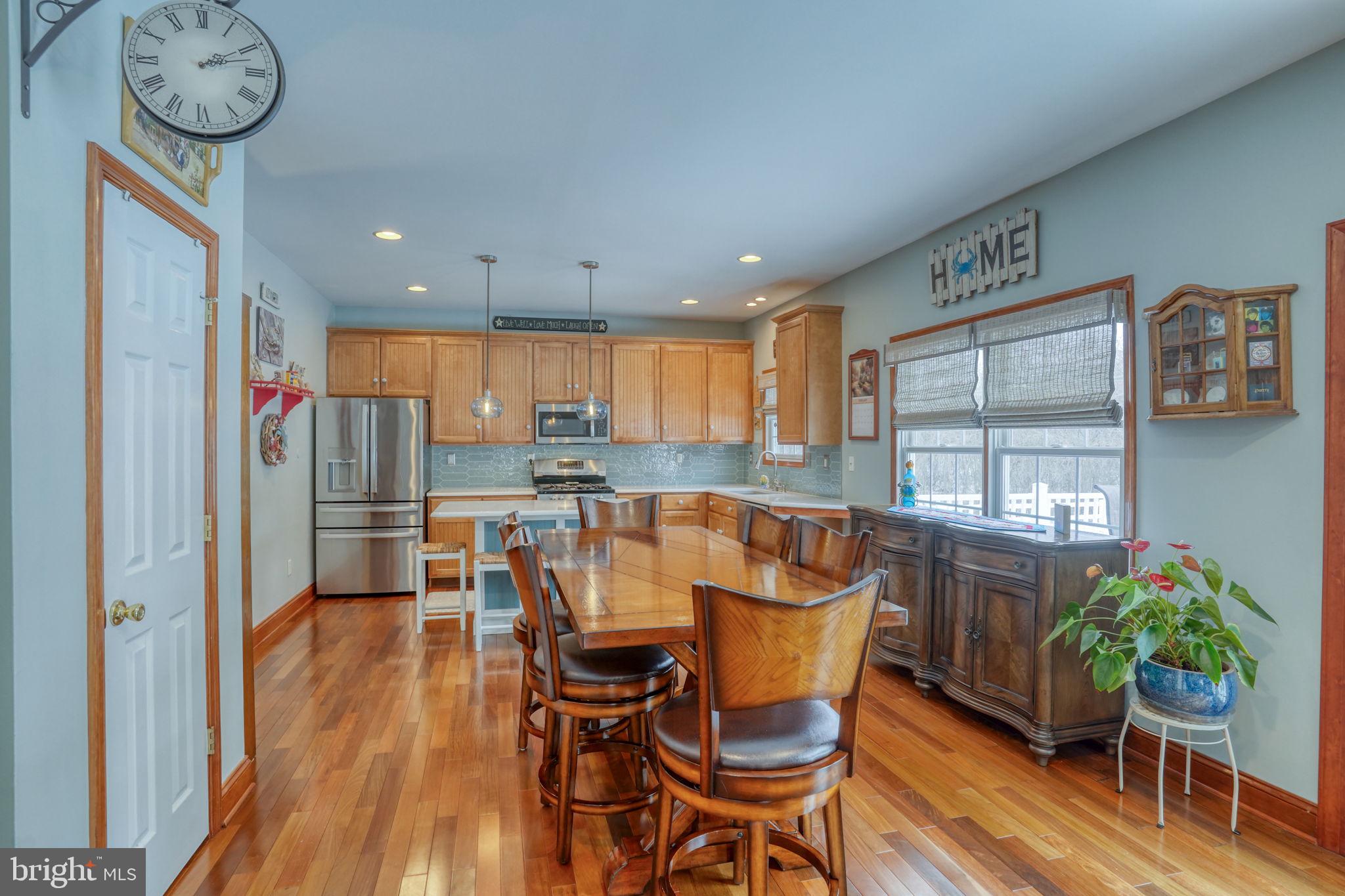 46 West Chestnut Ridge Drive Magnolia, DE 19962 - Photo 10 of 41 Kitchen/Eat In
Full Sized Table)(