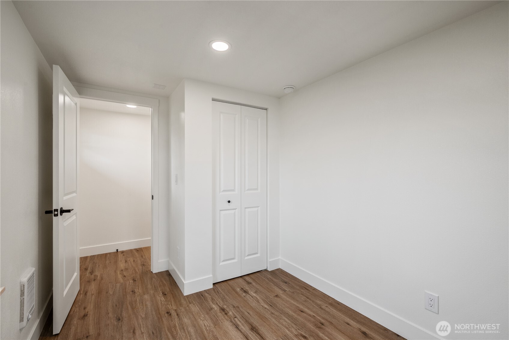 450 16th Avenue Longview, WA 98632 - Photo 14 of 23 a view of a room with wooden floor