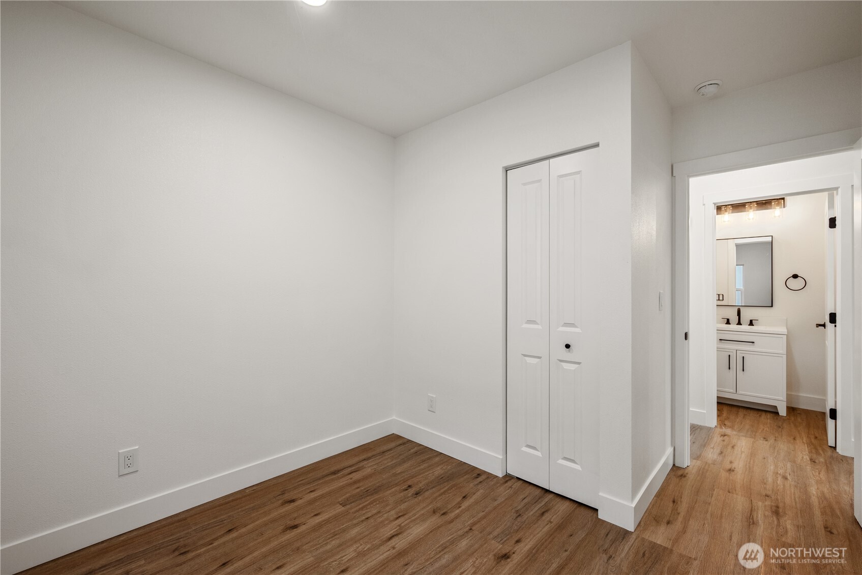450 16th Avenue Longview, WA 98632 - Photo 17 of 23 a view of wooden floor in an empty room