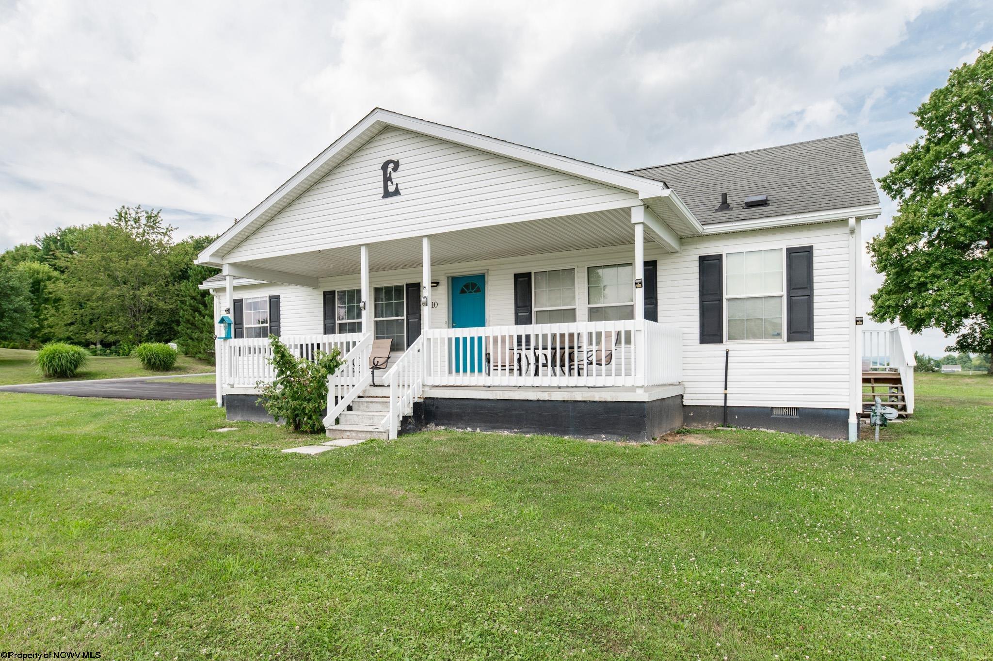 110 Fairfax Lane Reedsville, WV 26547 - Photo 1 of 30 Gallery Image 1