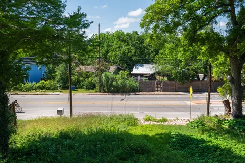 $150,000 | 3600 Oak Springs Drive, Austin, TX 78721