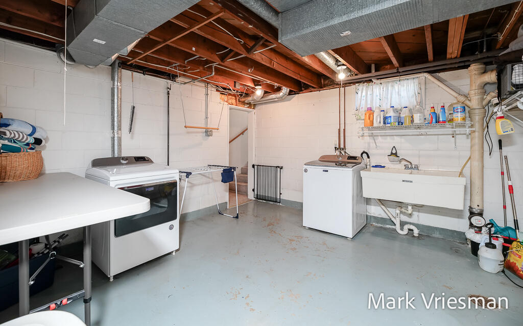 3125 Coolidge Road Muskegon, MI 49441 - Photo 38 of 46 3125CoolidgeRd-45LoRes