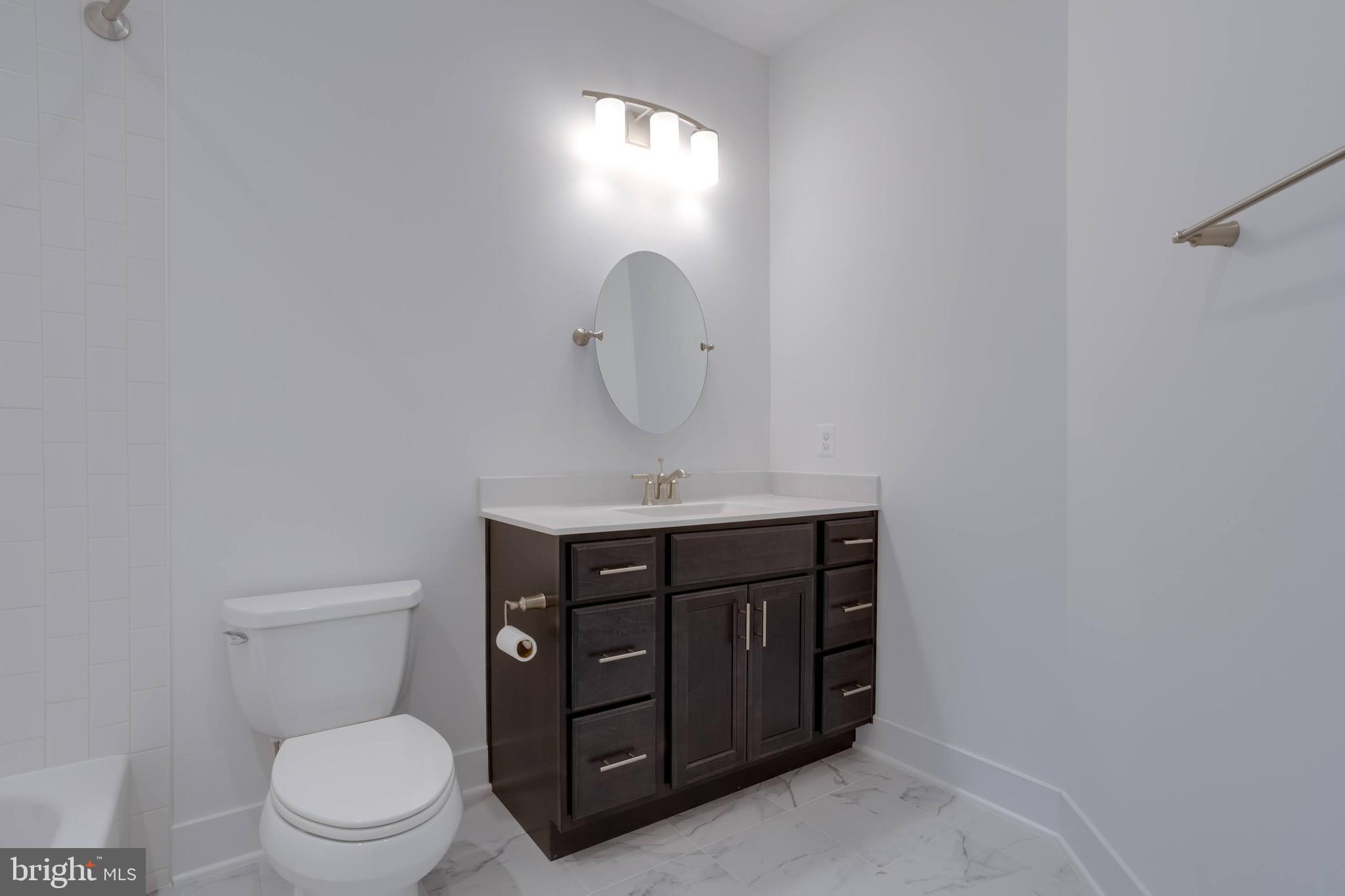 4104 Hunt Road Fairfax, VA 22032 - Photo 46 of 66 Princess Suite Bathroom